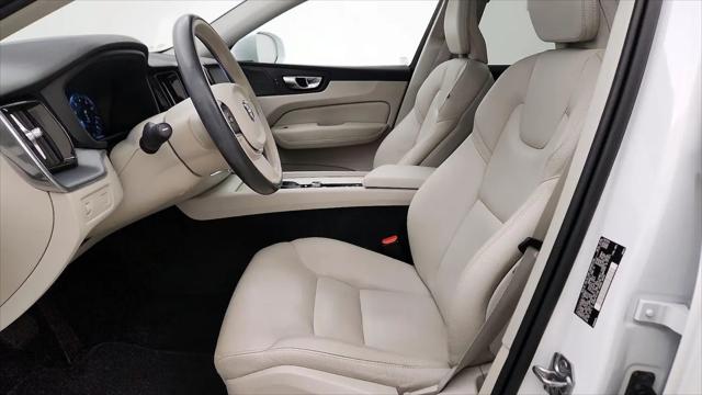 2020 Volvo XC60 T5 Momentum