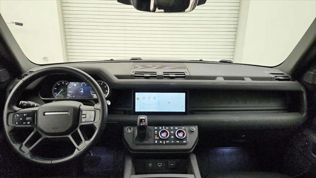 2023 Land Rover Defender 110 X-Dynamic SE