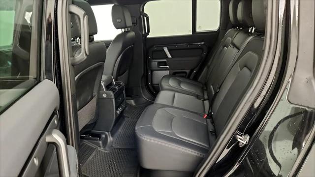 2023 Land Rover Defender 110 X-Dynamic SE