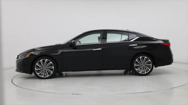 2023 Nissan Altima SL FWD