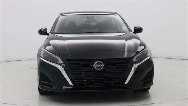 2023 Nissan Altima SL FWD