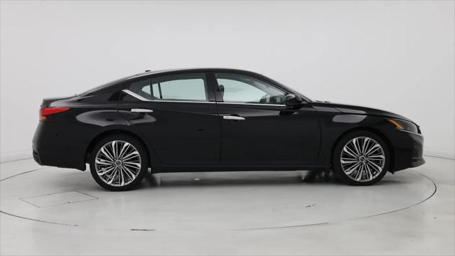 2023 Nissan Altima SL FWD