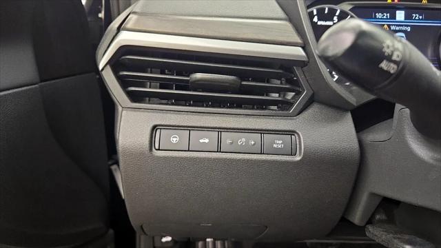 2023 Nissan Altima SL FWD