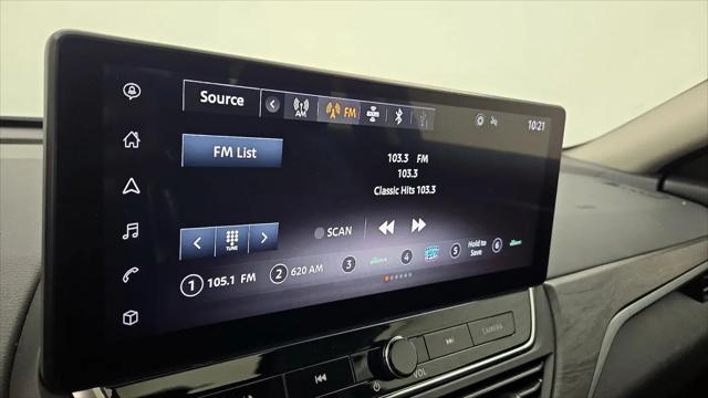 2023 Nissan Altima SL FWD