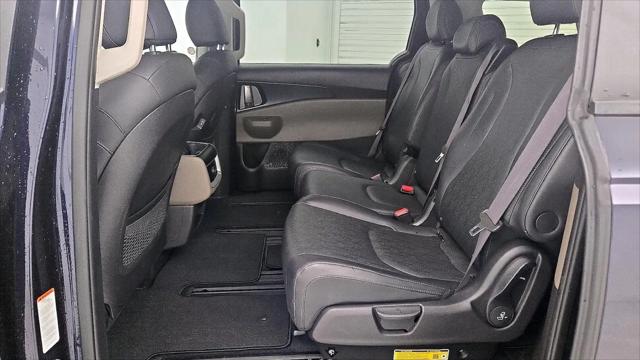 2025 Kia Carnival MPV LXS