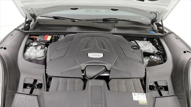 2022 Porsche Cayenne Cayenne