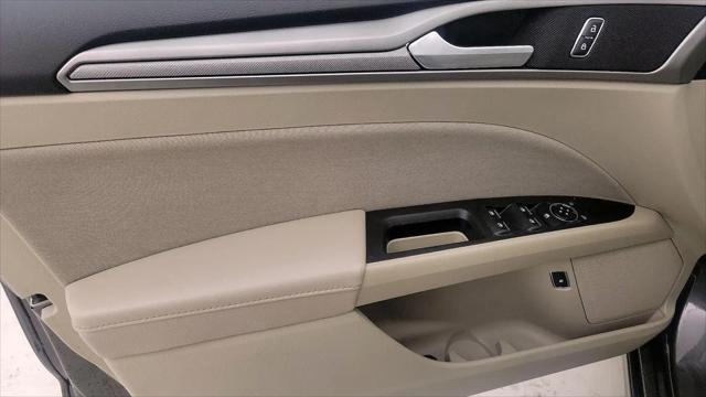 2020 Ford Fusion Hybrid SE