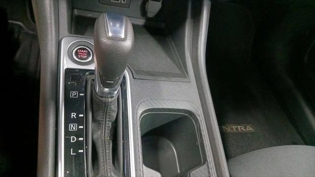 2022 Nissan Sentra SV Xtronic CVT