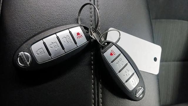 2022 Nissan Sentra SV Xtronic CVT