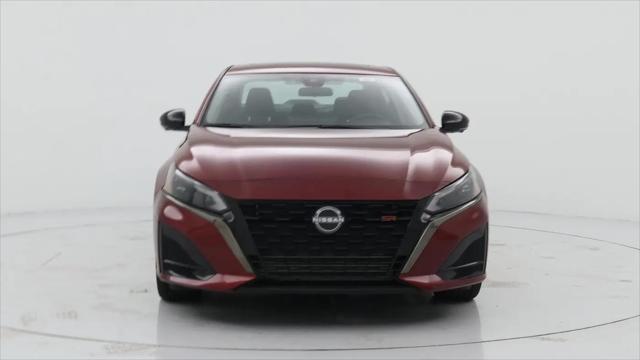 2023 Nissan Altima SR VC-Turbo FWD