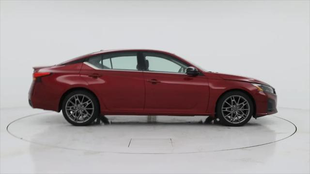 2023 Nissan Altima SR VC-Turbo FWD