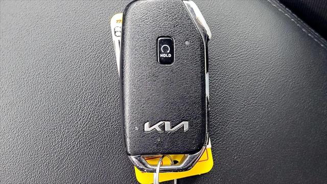 2023 Kia K5 LXS