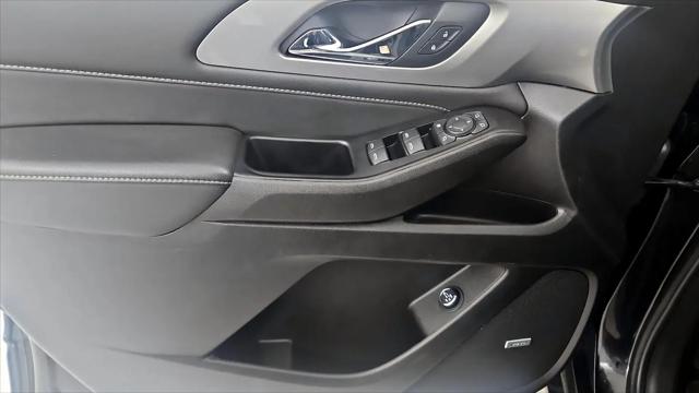 2023 Chevrolet Traverse AWD LT Leather