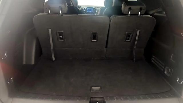 2023 Chevrolet Traverse AWD LT Leather