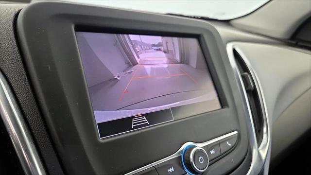2022 Chevrolet Equinox FWD 1FL