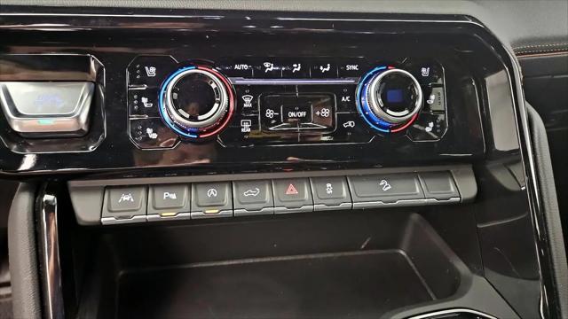 2025 GMC Sierra 1500 4WD Crew Cab Short Box AT4