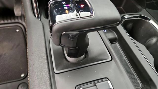 2025 GMC Sierra 1500 4WD Crew Cab Short Box AT4