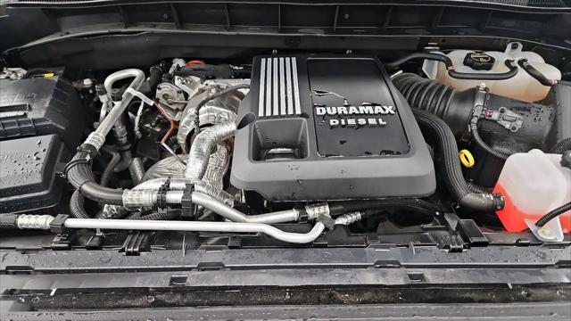 2025 GMC Sierra 1500 4WD Crew Cab Short Box AT4