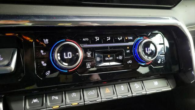 2024 GMC Sierra 1500 4WD Crew Cab Short Box Denali Ultimate