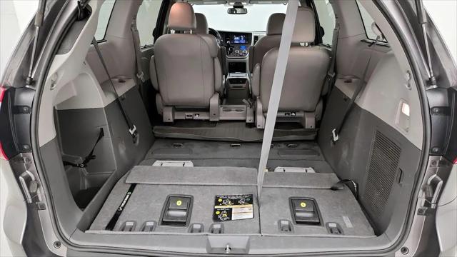 2020 Toyota Sienna XLE
