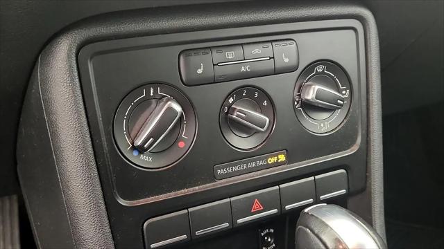 2015 Volkswagen Beetle 1.8T