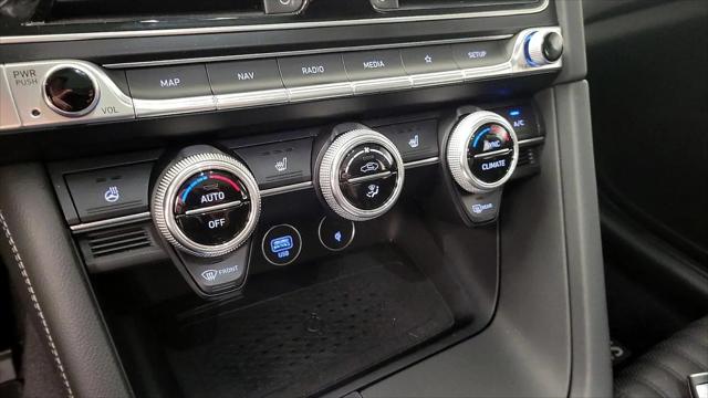 2022 Genesis G70 2.0T AWD