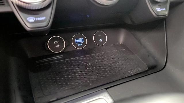 2022 Genesis G70 2.0T AWD