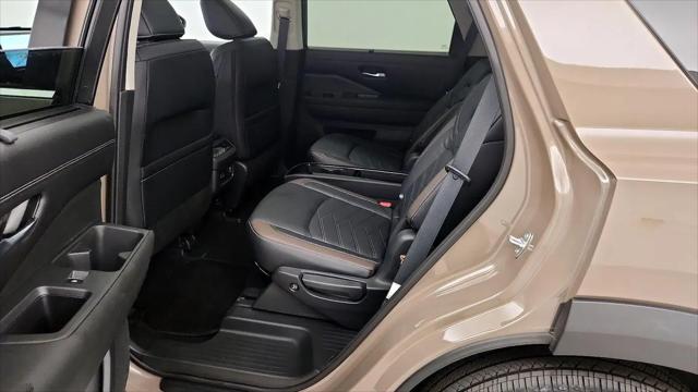 2023 Nissan Pathfinder Platinum 4WD