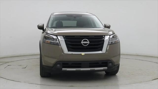 2023 Nissan Pathfinder Platinum 4WD for sale near Columbus, OH