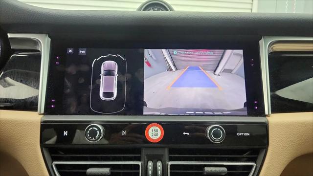 2022 Porsche Macan Macan
