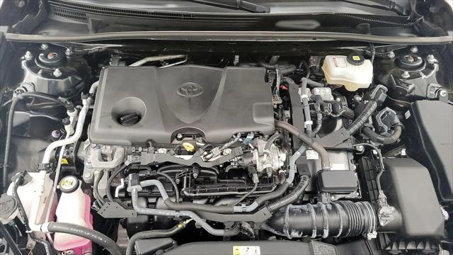 2022 Toyota Camry LE Hybrid