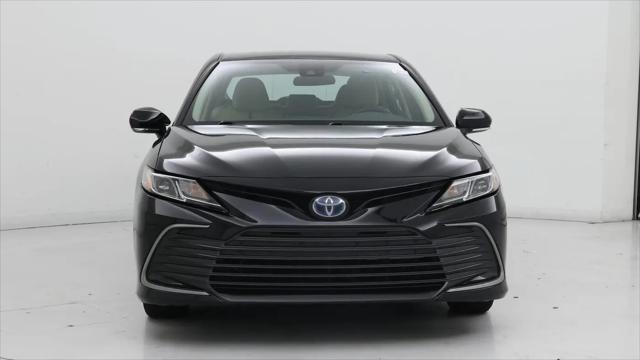 2022 Toyota Camry LE Hybrid