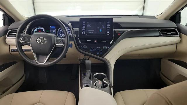 2022 Toyota Camry LE Hybrid