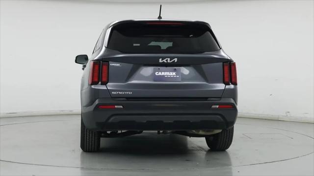 2023 Kia Sorento LX