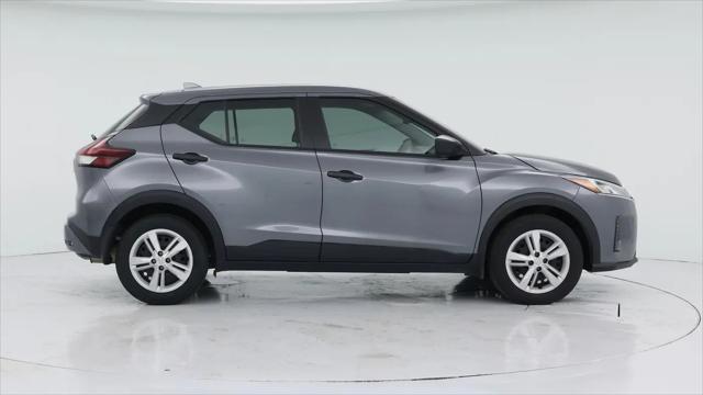 2024 Nissan Kicks S Xtronic CVT