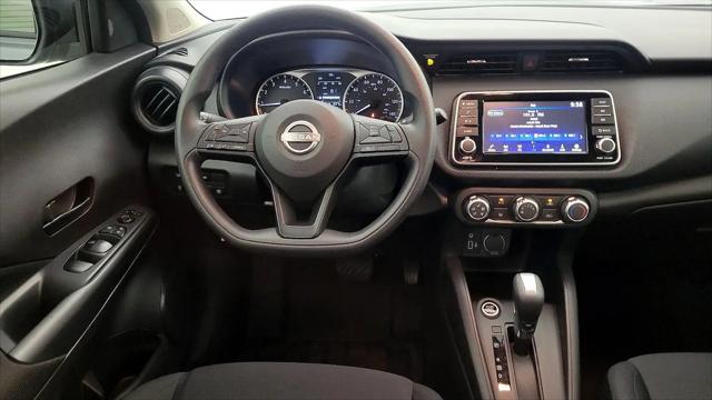 2024 Nissan Kicks S Xtronic CVT