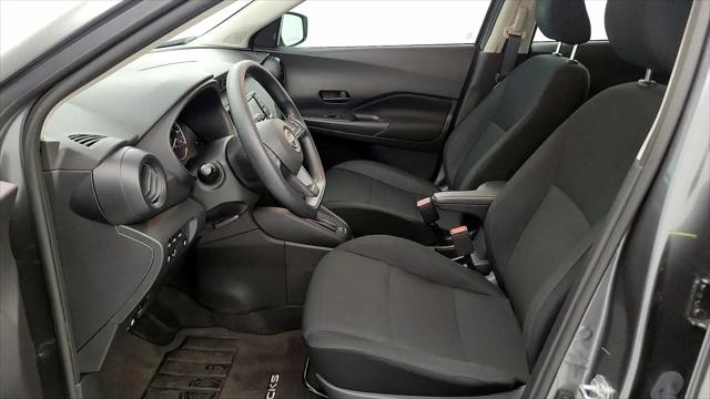 2024 Nissan Kicks S Xtronic CVT