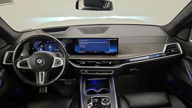2024 BMW X7 M60i