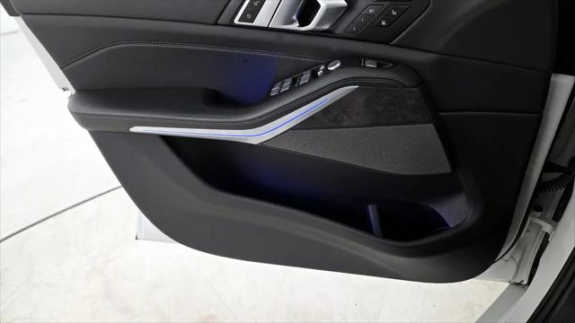 2024 BMW X7 M60i