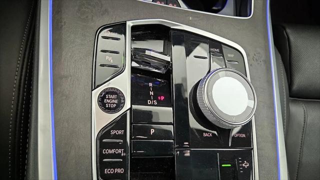 2024 BMW X7 M60i