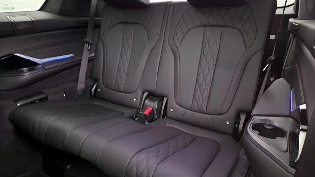 2024 BMW X7 M60i