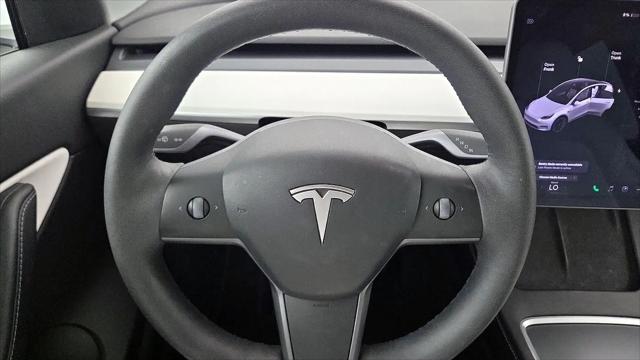 2022 Tesla Model Y Long Range Dual Motor All-Wheel Drive
