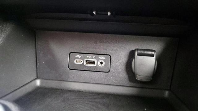 2023 Nissan Sentra SV Xtronic CVT
