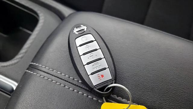 2023 Nissan Sentra SV Xtronic CVT
