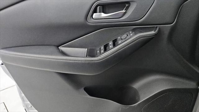 2024 Nissan Rogue SV FWD