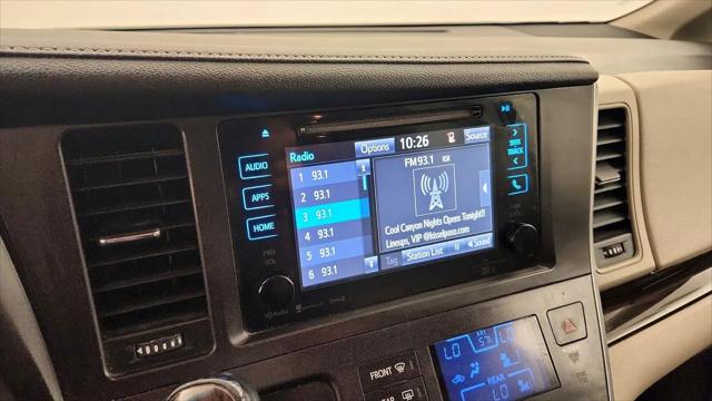 2017 Toyota Sienna XLE 8 Passenger