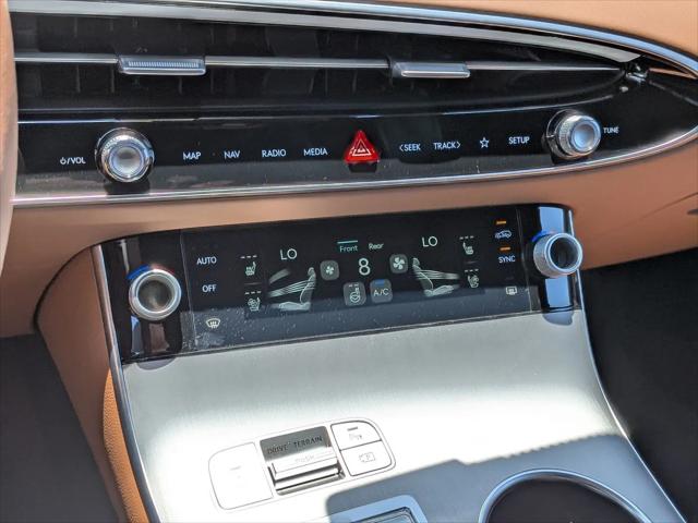 2026 Genesis GV70 2.5T Advanced