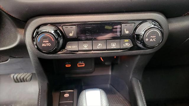 2021 Nissan Kicks SR Xtronic CVT