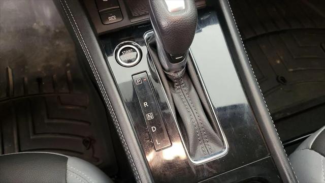 2021 Nissan Kicks SR Xtronic CVT