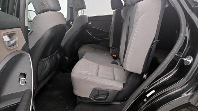 2017 Hyundai Santa Fe SE